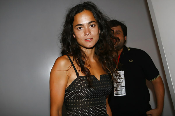Alice Braga collection