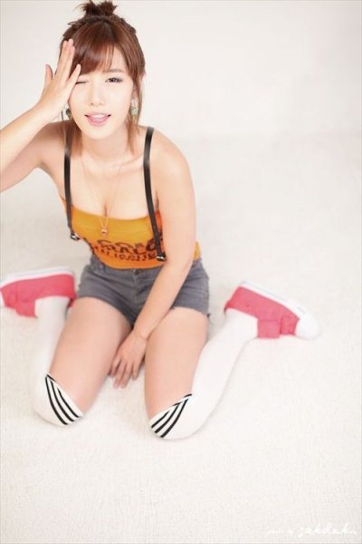 Pic Photo - image content by turbomaze