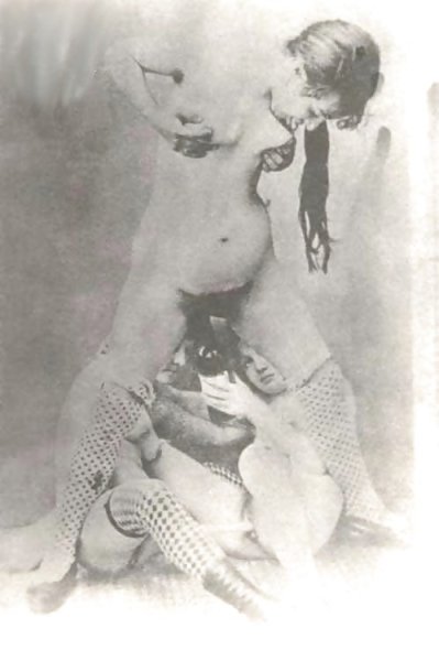 Retro 3 - image content by the_meteor43