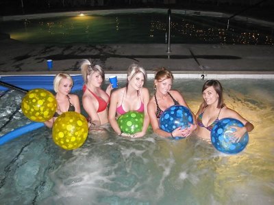 CUrIoUsMe - image content by big_platinum421pro