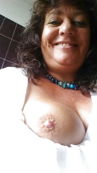 Im a whore - image content by phantomxstone4k