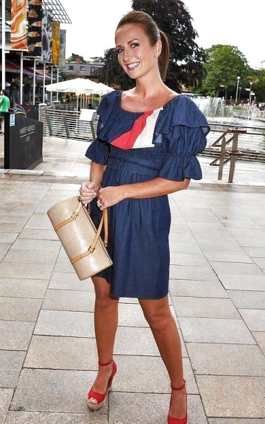 Lorraine Keane - image content by tiny508