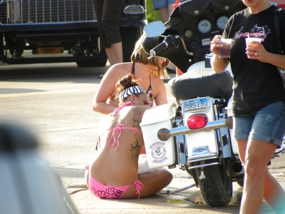 Bikini Bike Wash 2 - image content by hot.builder
