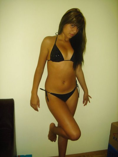 Bikini 1 - image content by stellar.dungeon