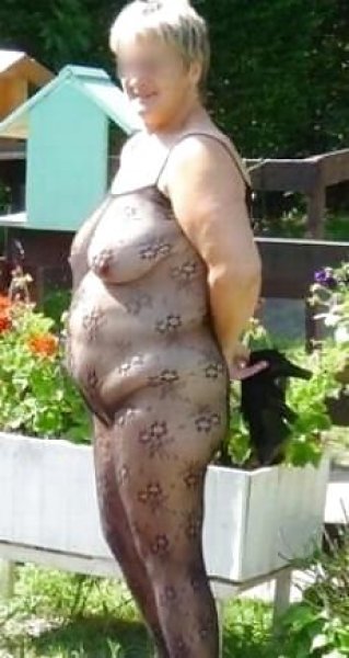 Grannies sexys - image content by sageshinyxo