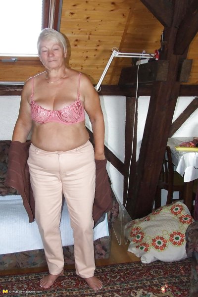 Giesela eine geile omi aus Ostdeutschland - image content by x_blue.ice