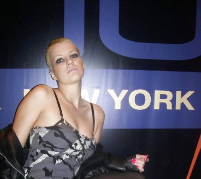 Inga communicates via the Internet and fucking in real - image content by smoothsorcerer